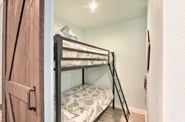 Building Photo - 3917 Avenue P 1/2