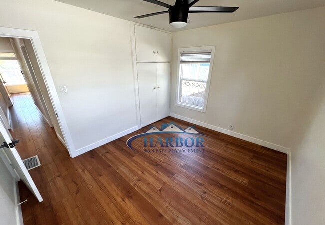 Building Photo - Spacious 3-Bedroom 1.5 Bath with a Large B...