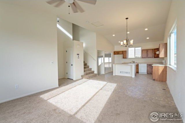 Building Photo - 214 Castle Dr