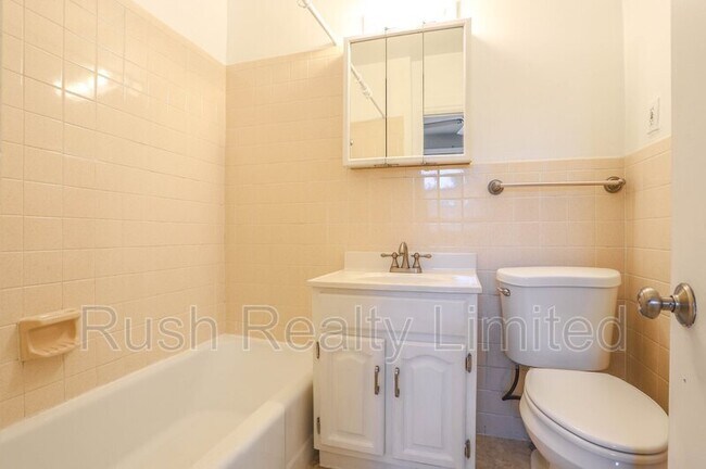 Building Photo - 397 S Logan St