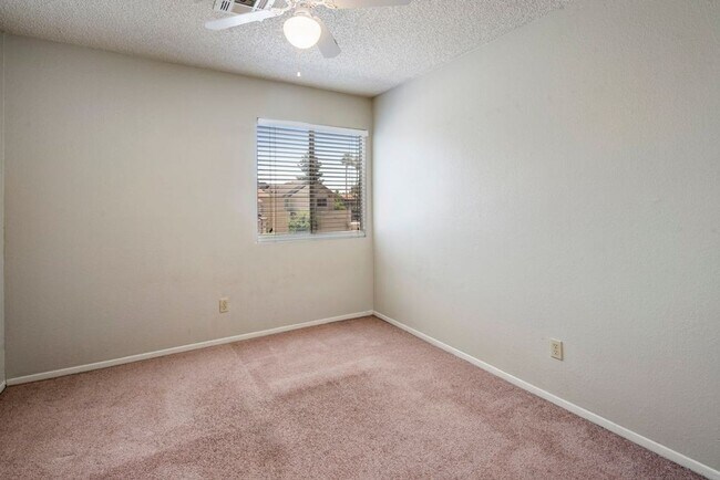 Building Photo - 1113 W Highland St