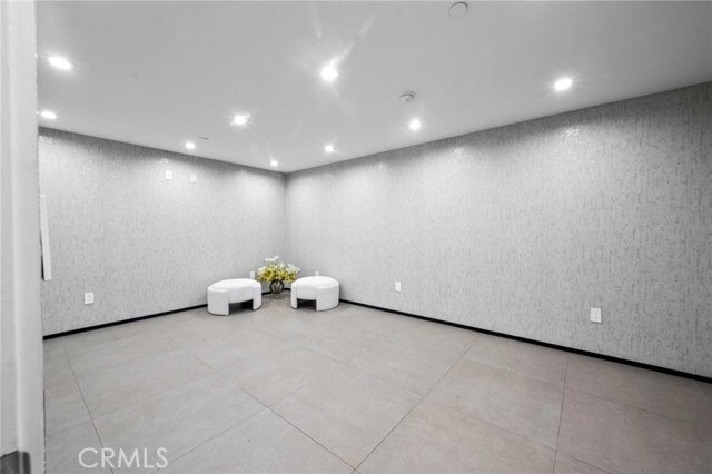 Building Photo - 2033 Glencoe Way