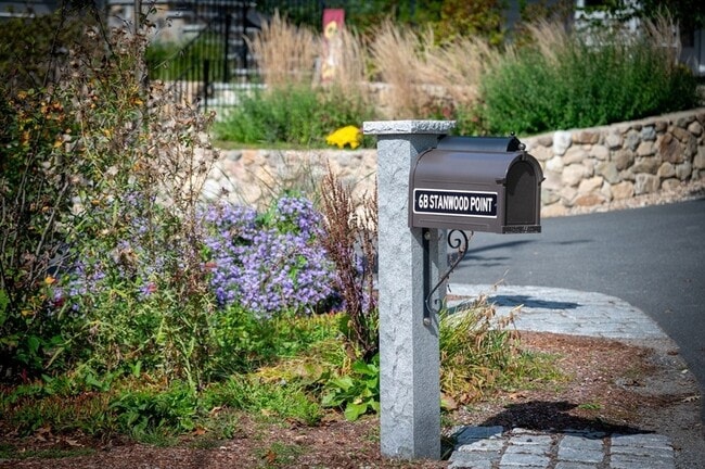 Building Photo - 6 Stanwood Pt