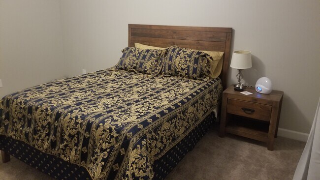 Building Photo - 13 Bigby St