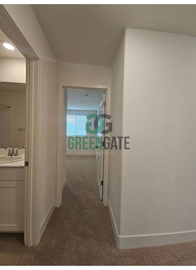 Building Photo - 3 Bedroom 2.5 Bath New Build in Lathrop! AVAILABLE NOW!!