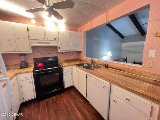 Building Photo - 80 Cypress Pond Rd