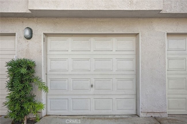 Building Photo - 65 Whippoorwill Ln
