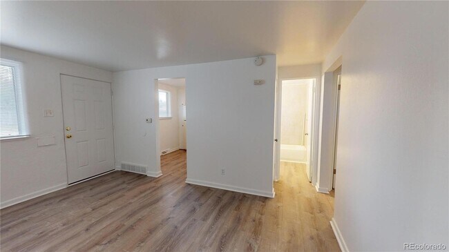 Building Photo - 1251 Upham St