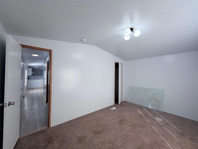 Building Photo - 116 Guadalupe St
