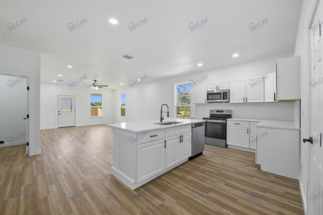 Building Photo - 4302 Mountain Hollow Dr