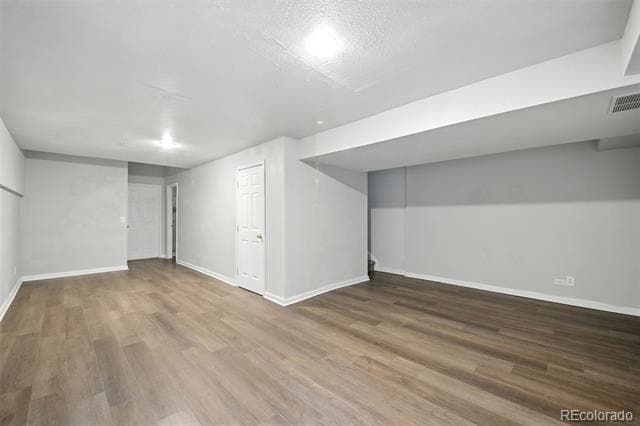 Building Photo - 5555 E Briarwood Ave