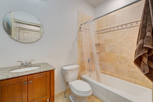 Building Photo - FG Rooms and Short Term Rentals