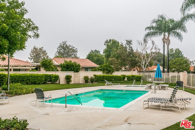 Building Photo - 851 Pebble Beach Dr