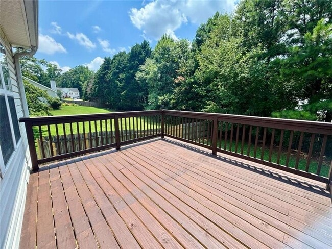 Building Photo - 540 Chandon Way
