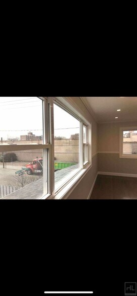 Building Photo - 14-22 WHEATLEY STREET