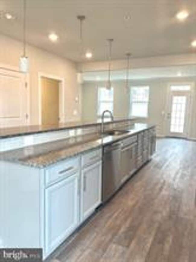 Building Photo - SPACIOUS LUXURY CONDO IN WESTVIEW SOUTH FREDERICK