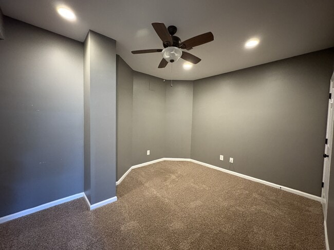 Building Photo - 154 Mallard Ln