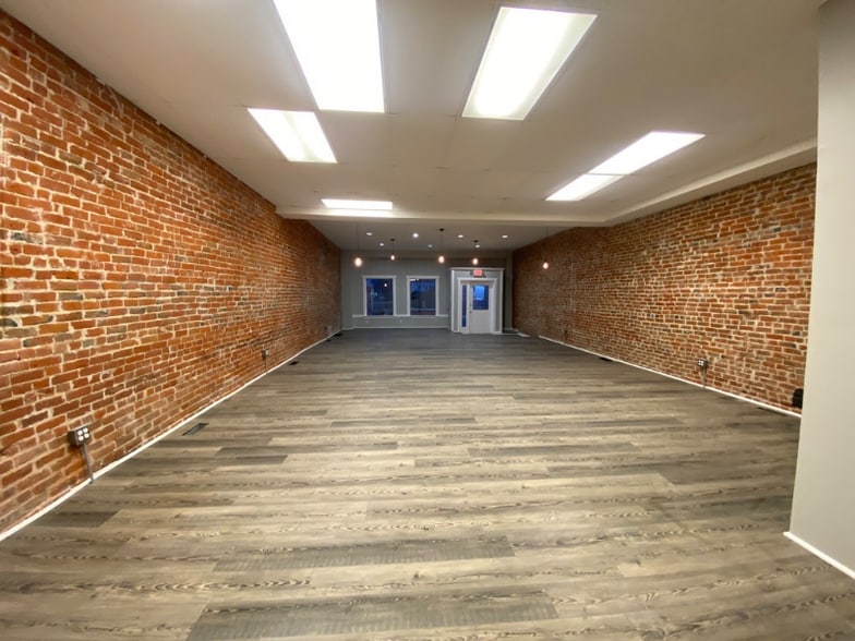 Building Photo - 2514 College Ave