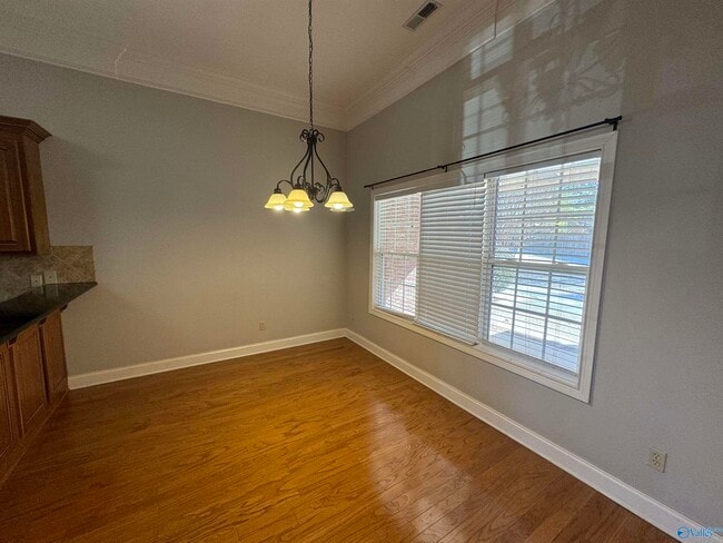 Building Photo - 126 Bilton Dr