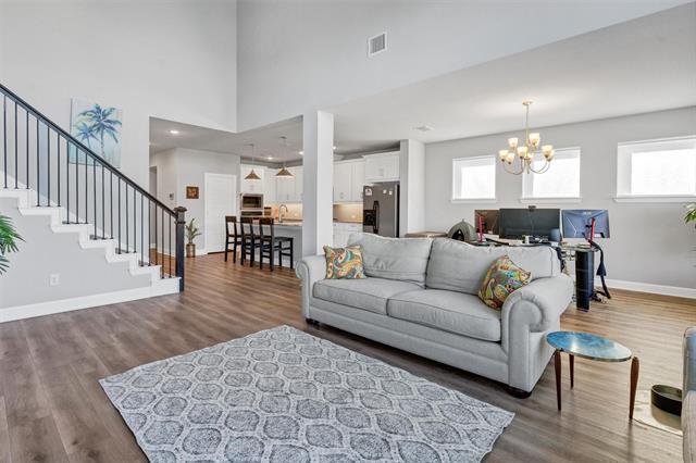 Building Photo - 7500 Foxgrass Pl