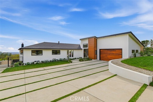 Building Photo - 1764 E Loma Alta Dr