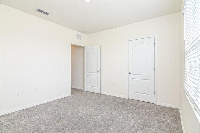 Building Photo - 759 Auburn Grv Ct