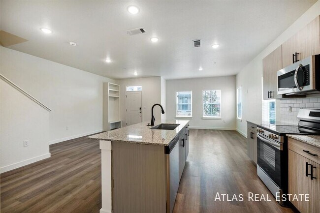 Building Photo - 624 Ute Peak Aly