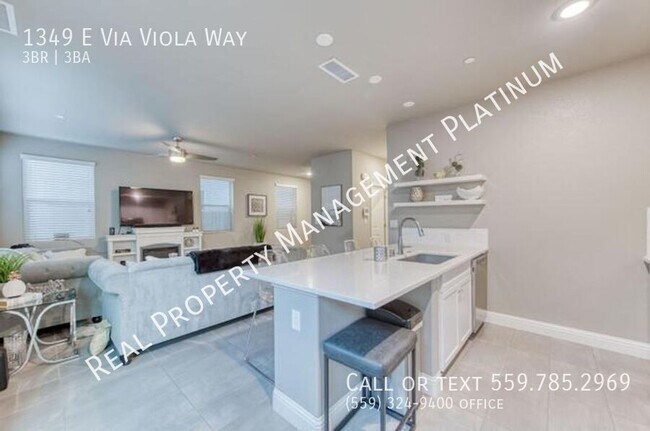 Building Photo - 1349 E Via Viola Way