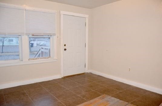 Building Photo - 548 E Sutter St