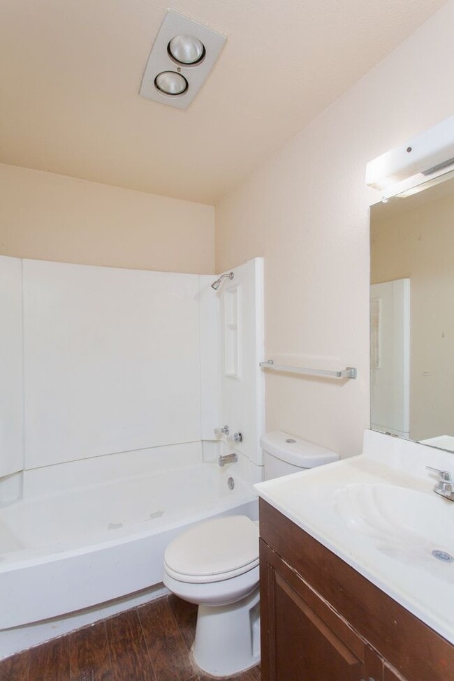 Building Photo - 6339 Village Club