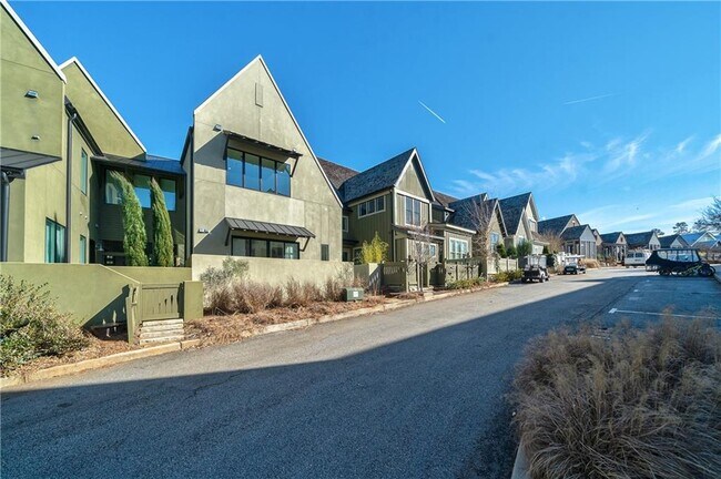 Building Photo - 11173 Serenbe Ln
