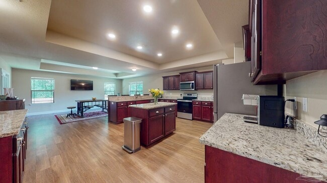 Building Photo - 4444 Piedmont Way
