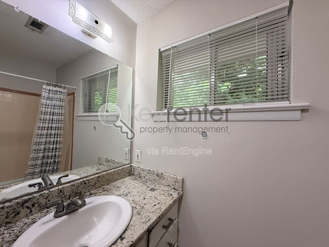 Building Photo - 4630 Sherry Ln