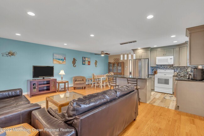 Building Photo - 113 Wharfside Dr