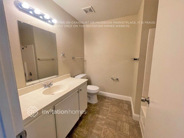 Building Photo - 3489 Chandler Cir
