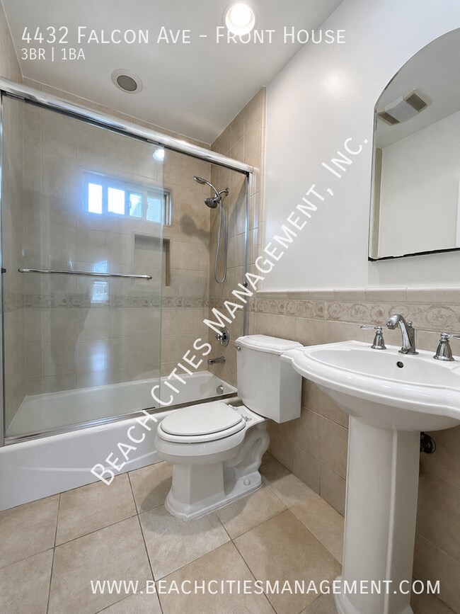 Building Photo - 4432 Falcon Ave