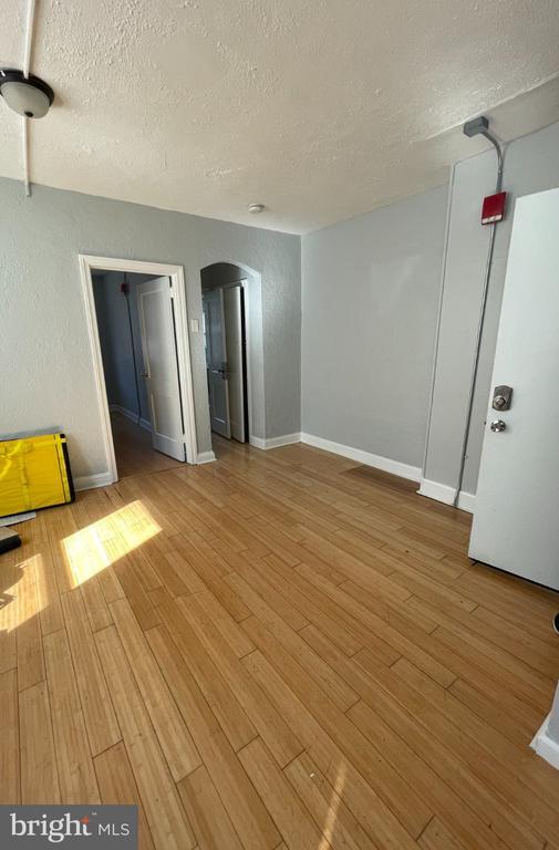 Building Photo - 3860 Haverford Ave