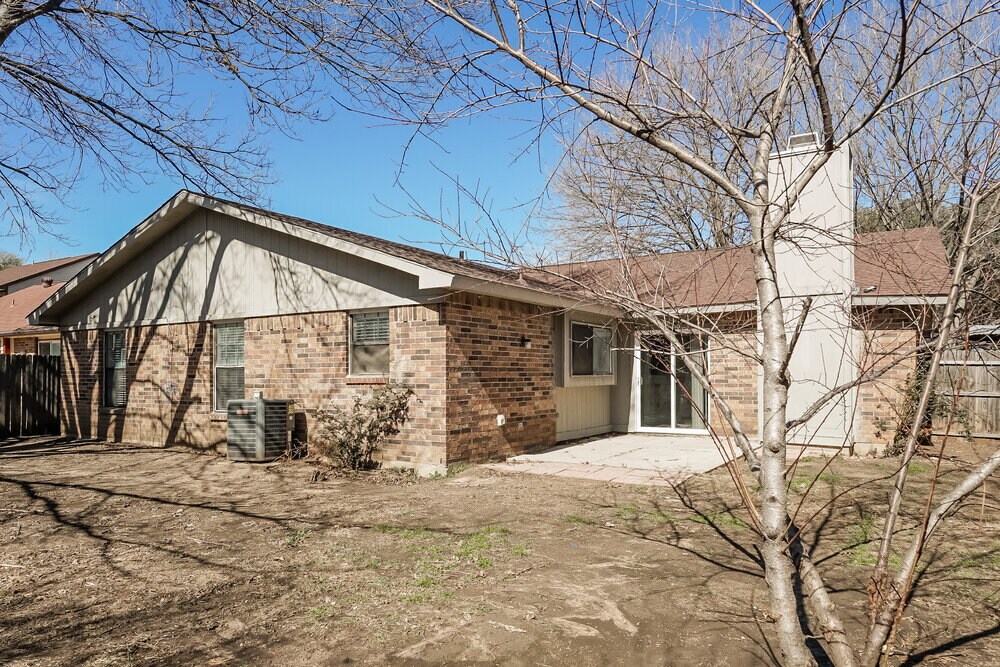 Building Photo - 3009 Joymeadow Dr