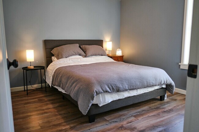 Building Photo - 9734 Dibble Ave NW