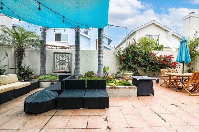 Building Photo - 12530 Wedgwood Cir