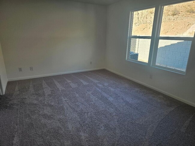 Building Photo - 1724 Diablo Dr