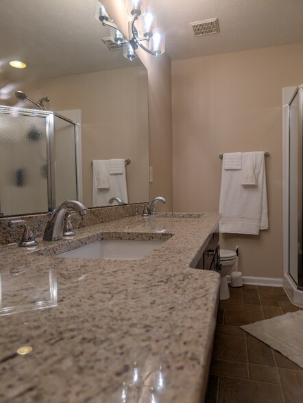 Building Photo - 1341 Bunker Ridge Ln