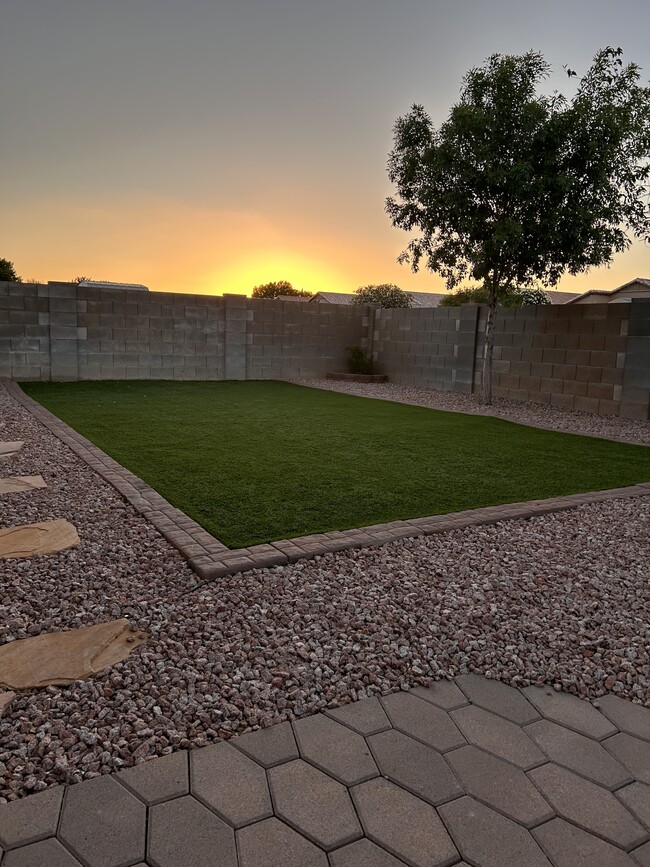 Building Photo - 4677 Cll Las Cruces