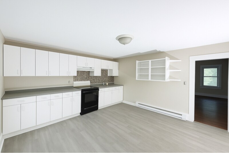 Building Photo - 211 Old Rte 22