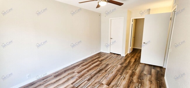 Building Photo - 4402 Tophill Ln