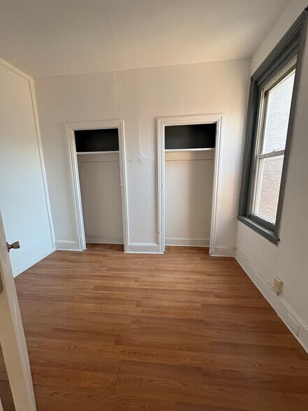 Building Photo - 942 Franklin St