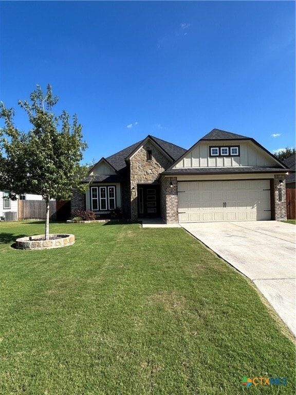 Building Photo - 5619 St Charles Dr