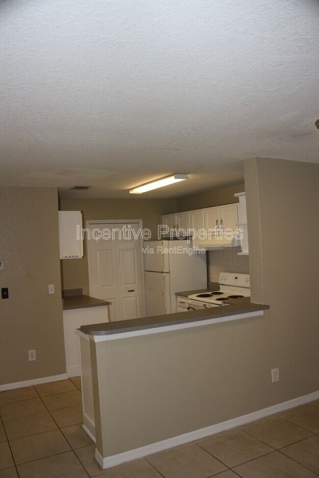 Building Photo - 7606 Pissarro Dr