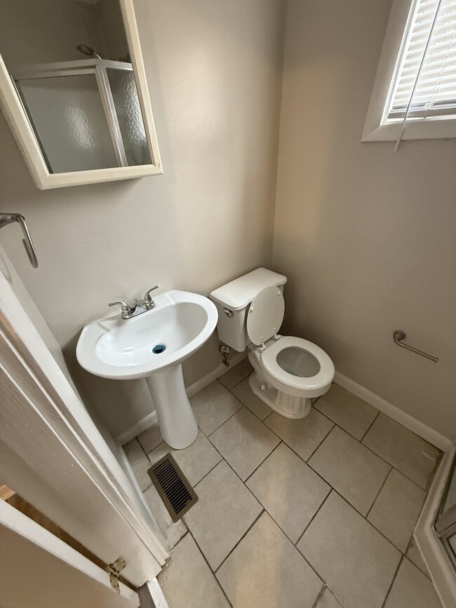 Building Photo - 505 Sunrise Blvd