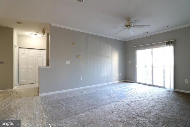 Building Photo - 5117 Travis Edward Way